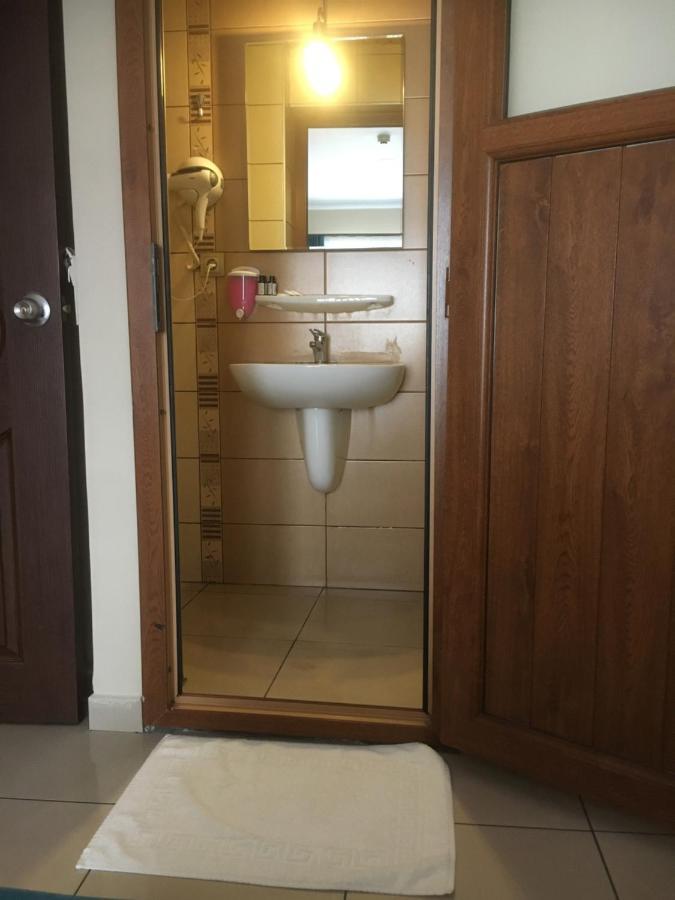 Oezguer Hotel Τραμπζόν Εξωτερικό φωτογραφία
