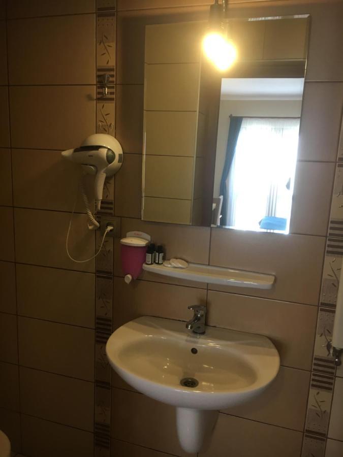 Oezguer Hotel Τραμπζόν Εξωτερικό φωτογραφία